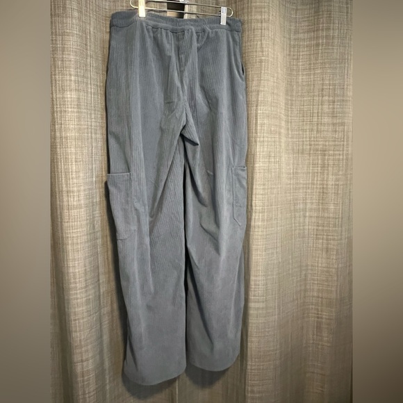 HYFVE cargo corduroy pants - Picture 4 of 5